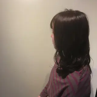 セミロング カラー しのはら まどかのヘアスタイル