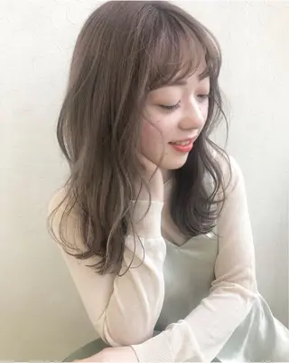 セミロング カラー nakahara madokaのヘアスタイル