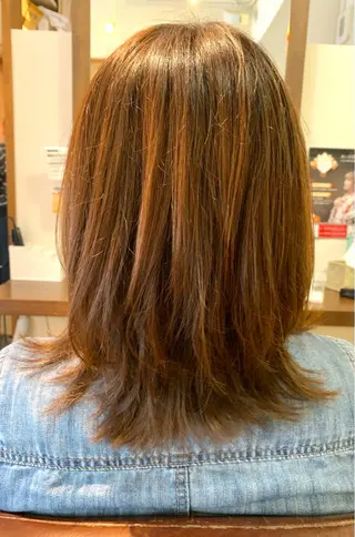ロング 秋野 遥のヘアスタイル