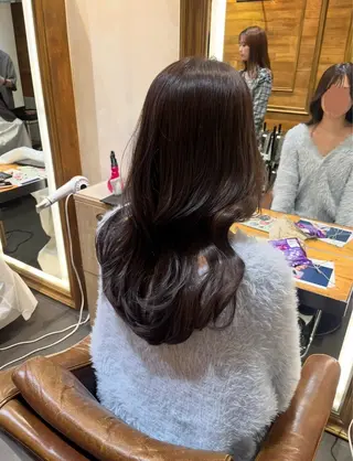 ロング 矢津田 侑のヘアスタイル
