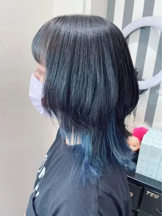 ミディアム カラー ARISA🦋推し・ アニメカラー/派手髪のヘアスタイル