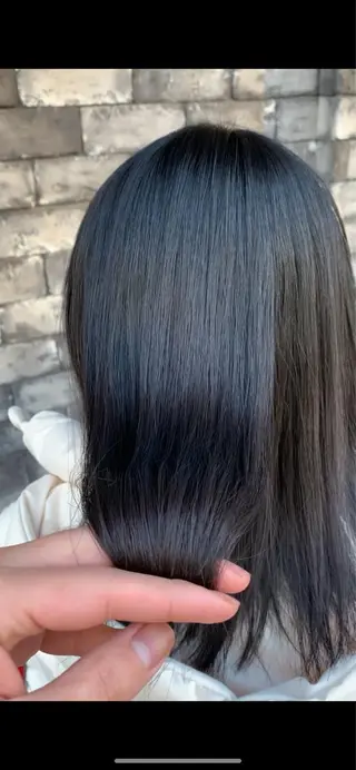 ミディアム 洗っても取れない髪質 改善×縮毛矯正が得意のヘアスタイル