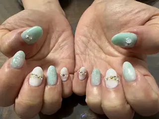 ネイル 黒田 真衣のネイルデザイン