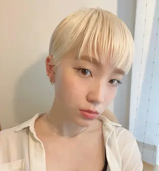 ショート カラー ヘアアレンジ ハイトーン/ ボブ 中村麟のヘアスタイル