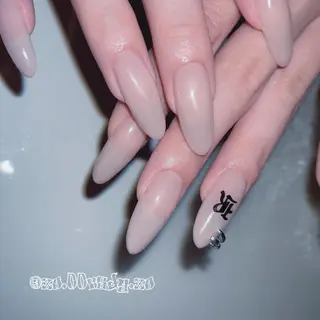 セミロング カラー ヘアアレンジ メンズ キッズ ネイル マツエク・マツパ ⛓Miyu ⛓のネイルデザイン