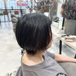 ショート ピンク・ラベンダー 艶カラー🍁かえでのヘアスタイル