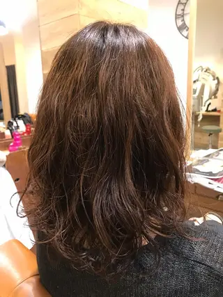 セミロング パーマ 暖色カラー🍊 ボブ🌿顔周りcutのヘアスタイル