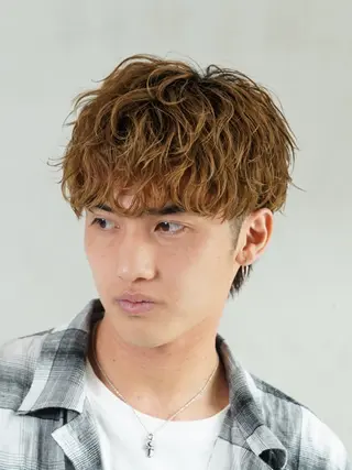 ショート カラー ☀️fifth天神 英令🌙のヘアスタイル