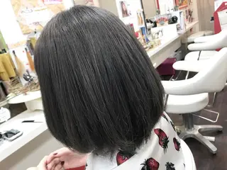 ショート カラー 髪質改善×艶カラー ANDIAMO 楓のヘアスタイル
