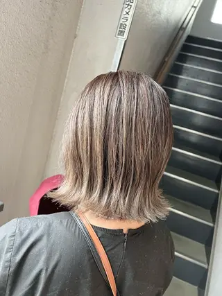 ミディアム カラー Kazu .Kのヘアスタイル