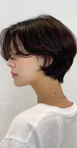 ショート カラー Yoshida Yuriのヘアスタイル