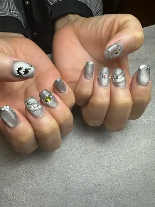 ネイル nailroom Anmie.のネイルデザイン