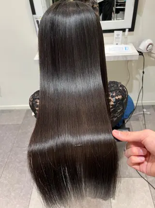 ロング 斎藤 悠人のヘアスタイル