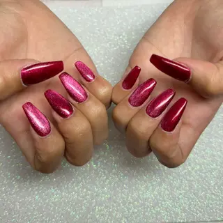 ネイル VIERU 🌈🎀💖のネイルデザイン