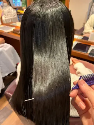 ロング サイトウ ナツキのヘアスタイル