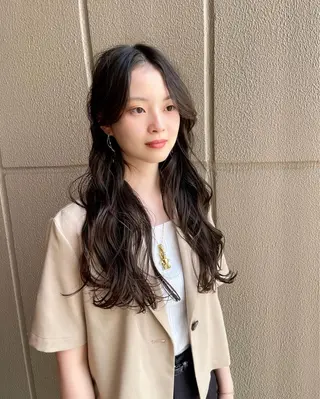 ロング 平 一裕のヘアスタイル