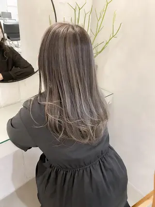 セミロング カラー レイヤーカットのプロ 大人ヘア宮森貴志のヘアスタイル