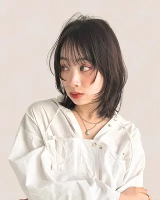 ミディアム カラー Joule 建山美友のヘアスタイル