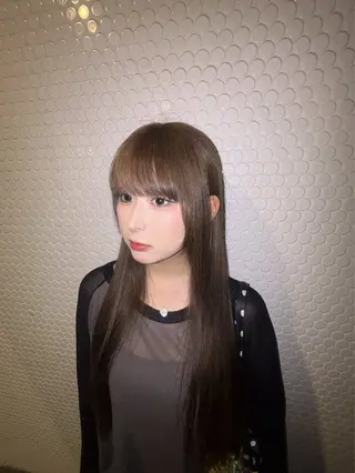 ロング YUKI カラーモデル募集💫のヘアスタイル