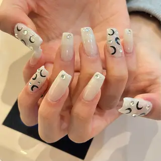 ネイル MIGHTY COLORのネイルデザイン