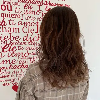 ロング カラー CREAPY所属・CREAPY　日向野 利菜のヘアスタイル