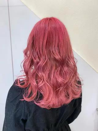 セミロング ゆぴ☾‪/推しカラー /ハイトーンのヘアスタイル