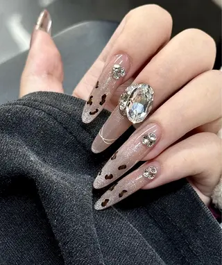 ネイル u1salon所属・ゆい ユイのネイルデザイン