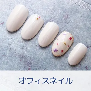 ネイル 山田 麻衣のネイルデザイン