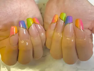 ロング H NANAのネイルデザイン