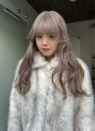 ロング sliver siki・ayanaのヘアスタイル