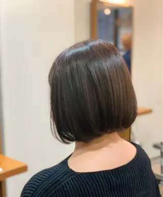 ショート 🎨インナーカラー が得意👍新垣⚜️のヘアスタイル