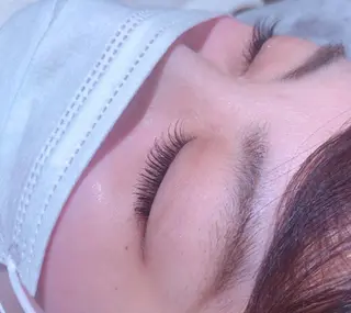 マツエク・マツパ share salon H所属・Le Soleil 三木瑞穂の眉毛・アイブロウイメージ