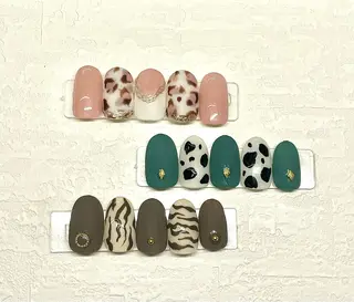 ネイル AYA Reginaのネイルデザイン