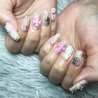 ネイル シェヌネイル JURAのネイルデザイン