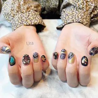 ネイル UrakoNail 《nail》のネイルデザイン