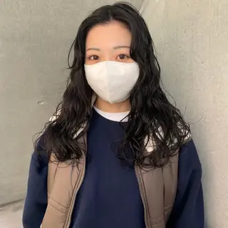 ロング パーマ salowin SHIBUYA me+店所属・kasumi/渋谷/ パーマのヘアスタイル