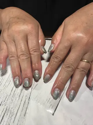 ネイル e.nail所属・🍎吉田 恵里🍎のネイルデザイン