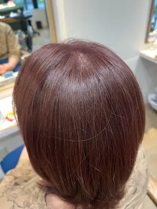 ミディアム 小鴨 美佳のヘアスタイル