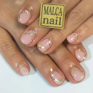 ミディアム カラー パーマ ヘアアレンジ ネイル キッズ マツエク・マツパ MALCAnail(マルカネイル)所属・荒木 莉奈のネイルデザイン