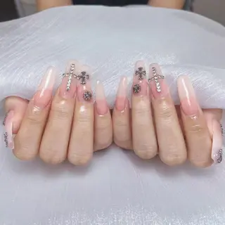 ネイル yu ri 🌹のネイルデザイン