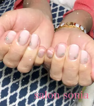 ネイル 小顔・毛穴・たるみ ネイル　　似内真樹のエステ・リラクイメージ