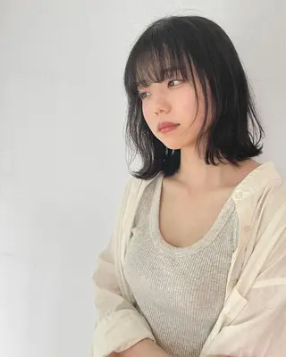 ミディアム 山口生真 ✂︎小顔矯正カットのヘアスタイル