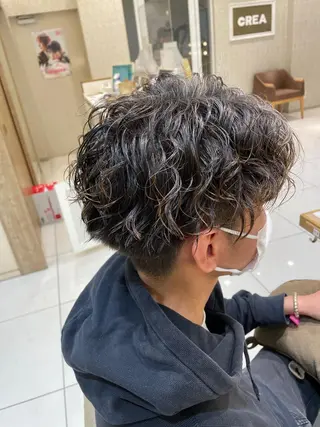 ミディアム パーマ メンズ 本厚木｜縮毛矯正/ 酸性スト専門サロンのヘアスタイル
