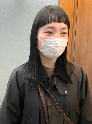 ミディアム 渥美 怜子のヘアスタイル