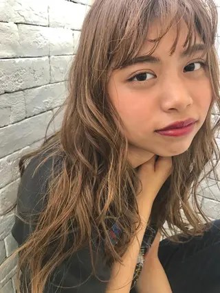 ロング カラー にった みずきのヘアスタイル