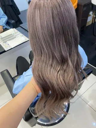 ロング カラー 小顔ショート🦋 八巻ちさとのヘアスタイル