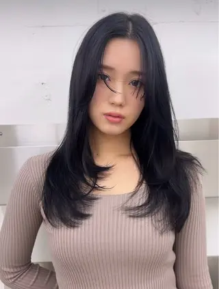 ロング HEW所属・Sanaダブルカラー ✨️パルコ徒歩1分のヘアスタイル