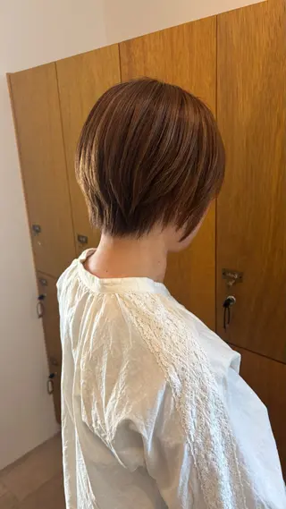 ショート 伴 星来のヘアスタイル