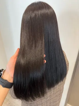 セミロング カラー Garland 表参道所属・ミディアムレイヤー/ 艶カラー🎀 emiのヘアスタイル