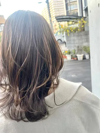 セミロング カラー MARLE所属・MARLE 都島 マユミのヘアスタイル